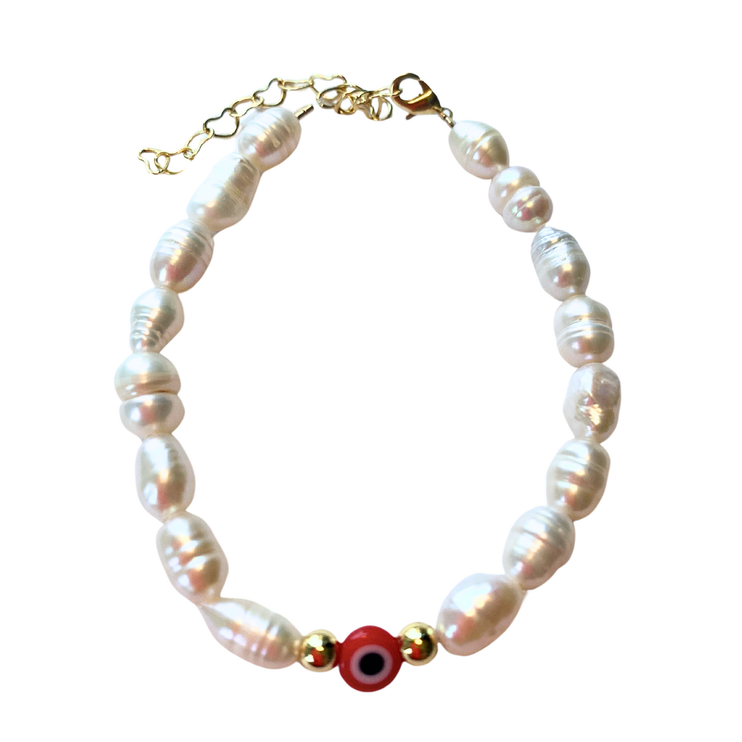 Pearls bracelet with eye